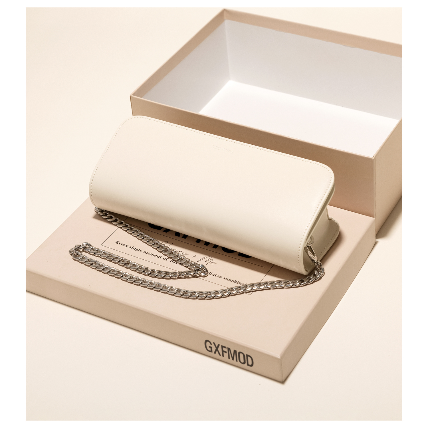 GXFMOD高级感腋下包链条法棍包