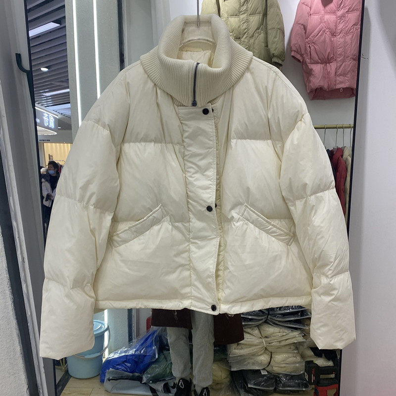 欧货针织领假两件羽绒服宽松温柔风短款百搭翻领面包服白鸭绒外套