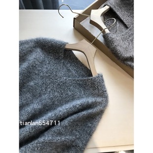 烤土司,一股低调的中产气息~好绒!超细美利奴羊毛休闲V领大毛衣