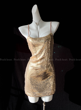 【Peach heart】金色派对亮片显瘦包臀吊带连衣裙辣妹圣诞裙短裙