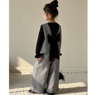 女童小香风套装2026早春新款儿童冬季超好看女大童新年衣服三件套