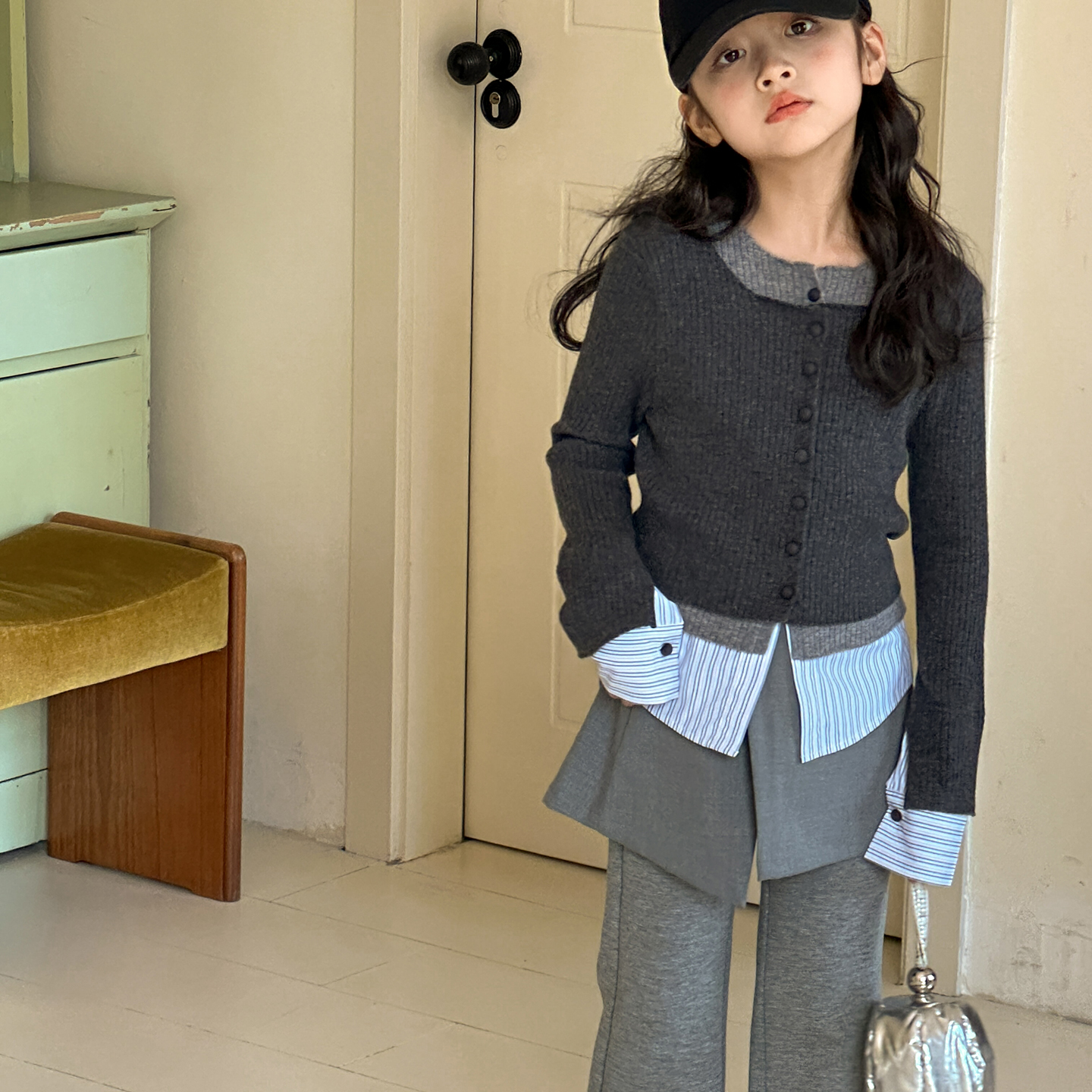 女童毛衣秋冬款2025新款女大童学院风上衣外套儿童假两件针织开衫