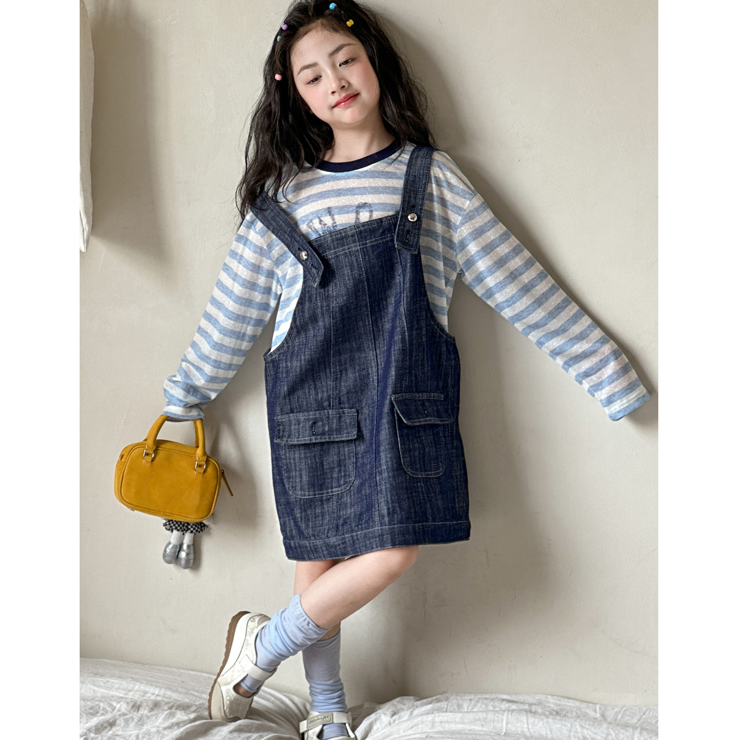 女童牛仔背带裙套装2026新款女大童夏装薄款条纹防晒T恤两件套装