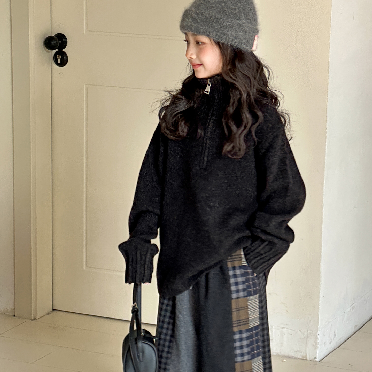 女童毛衣2025秋冬新款女大童超好看立领外套初中生儿童洋气针织衫