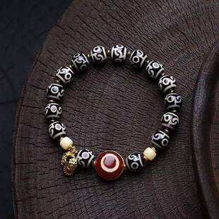 天然玛瑙莲师法器天珠手串单圈缠丝玛瑙侧挂羊板眼天珠配饰手链