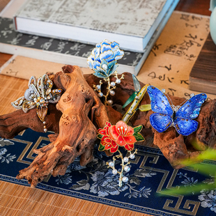 帛绣郎非遗广绣胸针系列高级设计感木棉蝴蝶胸花中式古风小众配饰