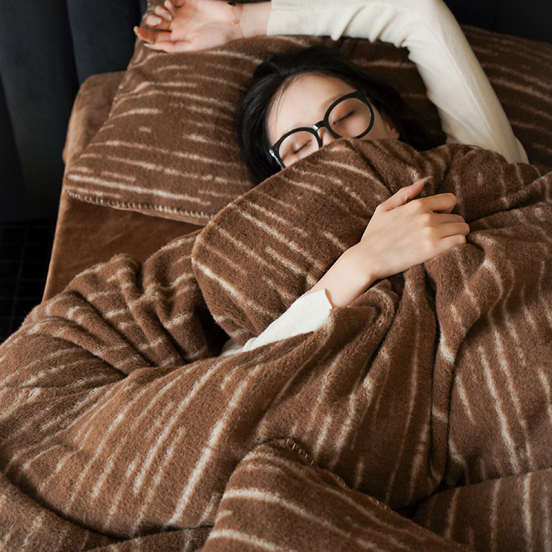 简约羊毛绒四件套冬季牛奶绒珊瑚绒加绒被套床单轻奢高级感主卧室