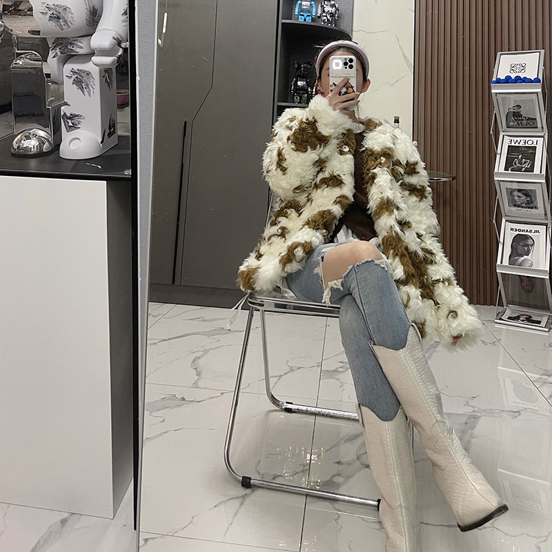 chu设计师品牌环保羊毛外套俏皮