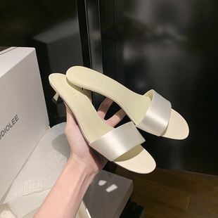 一字拖细中跟拖鞋 法式 外穿 新款 row风高级感小猫跟凉拖女2024夏季