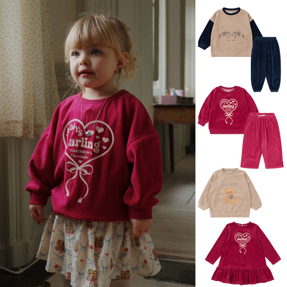 25秋冬新款童装ks同款天鹅绒系列双豹上衣宝蓝裤子爱心套装