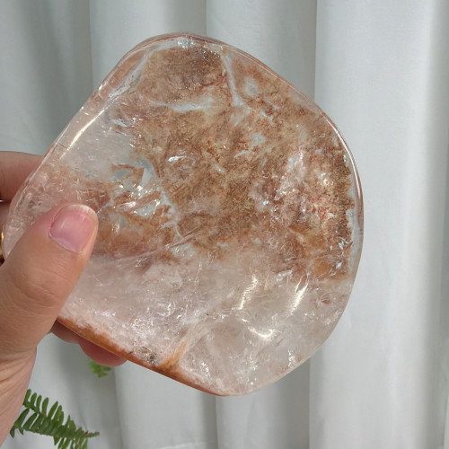 天然包裹体白水晶盘原皮摆件带彩：110*103*33mm，重：449g，23号