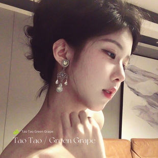 复古矜贵感超闪水滴锆石流苏耳环女波西米亚海边度假风耳夹耳钉饰