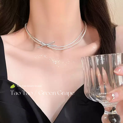 个性皮绳韩系气质蝴蝶结珍珠项链2024新款小众设计甜酷少女锁骨链