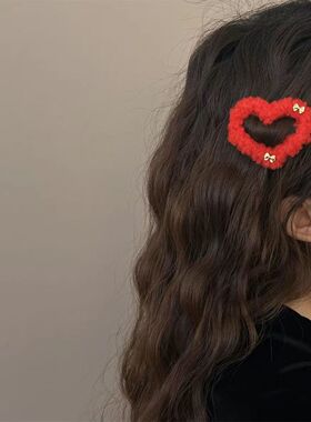 新年圣诞节复古红色毛茸茸五角星镂空发夹 高级感金属蝴蝶结BB夹