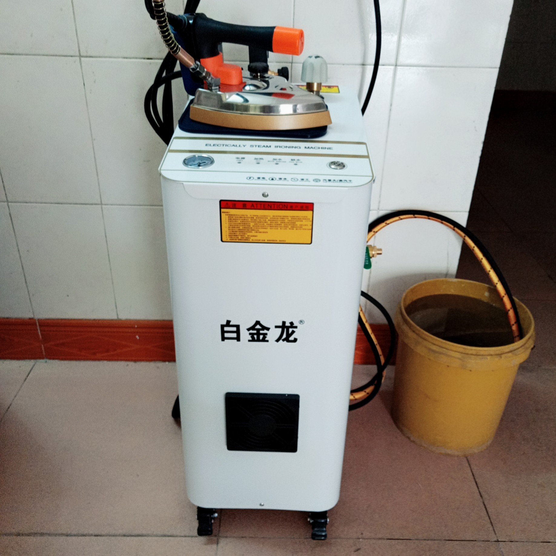 自动加水家用工业用电烫斗 小型压力电加热蒸汽熨斗 电熨斗带锅炉
