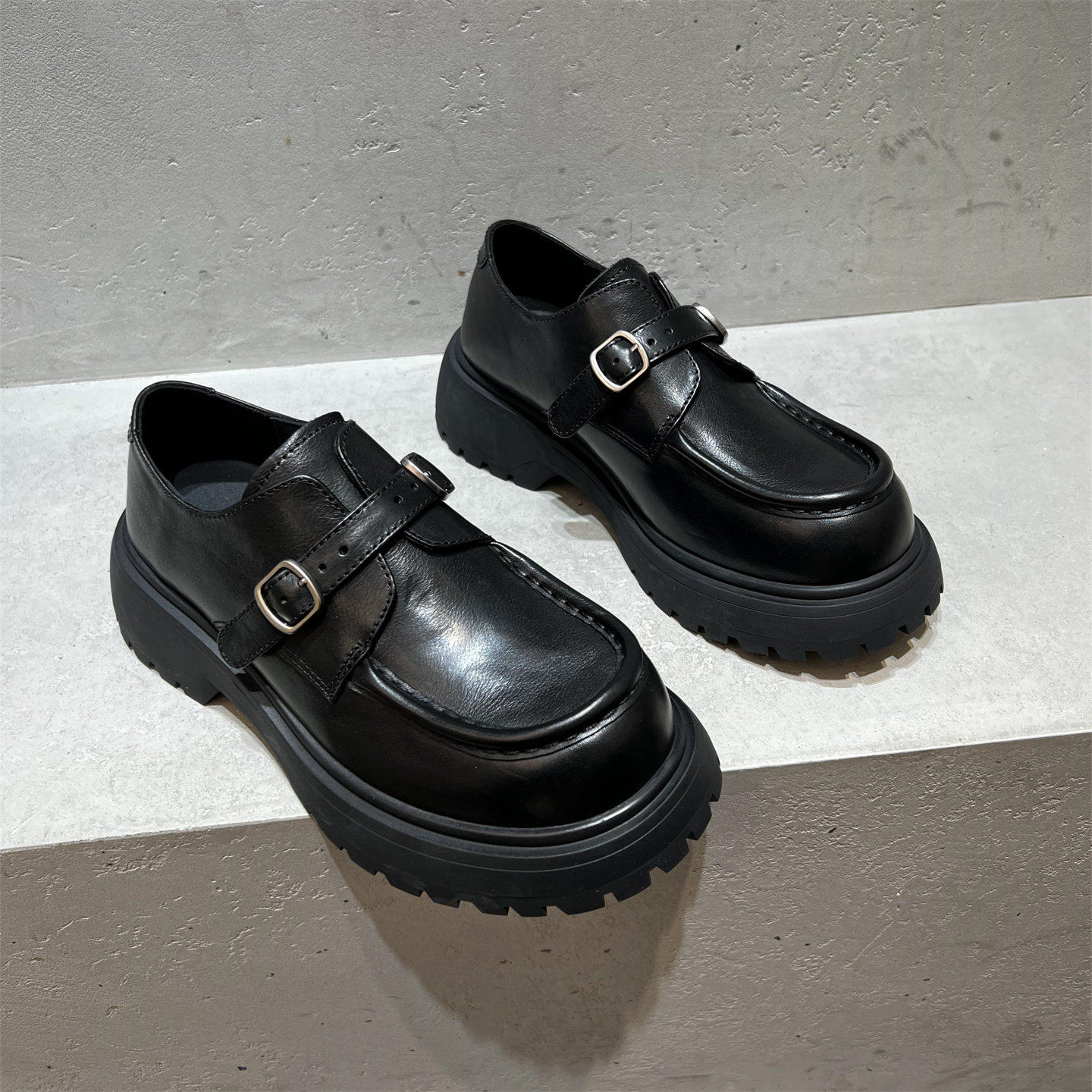 欧洲站女鞋2026春新款欧货真皮圆头松糕厚底乐福鞋英伦风小皮鞋潮