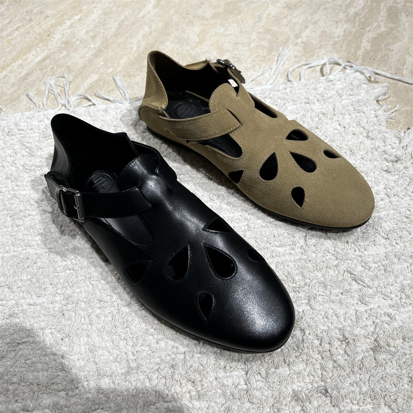 欧洲站女鞋2026春新款欧货真皮镂空扣带时尚百搭平底舒适浅口单鞋,女鞋,浅口单鞋,淘宝优惠券,粉丝福利购,淘宝优惠卷