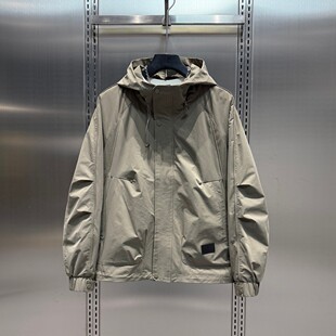 2026新款春季工装风连帽夹克潮牌宽松时尚外套男装痞帅休闲冲锋衣