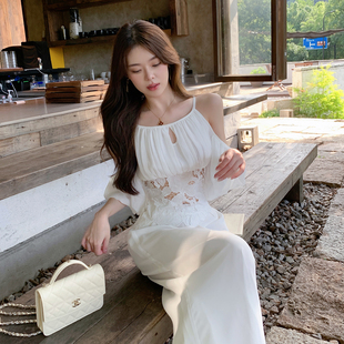 重工蕾丝拼接白色雪纺衫 灯笼袖 女露肩显瘦吊带上衣 早秋新款 ByYou