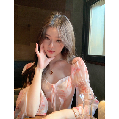 ByYou夏季新款橘色泡泡袖碎花雪纺衫女荷叶边中袖V领印花收腰上衣