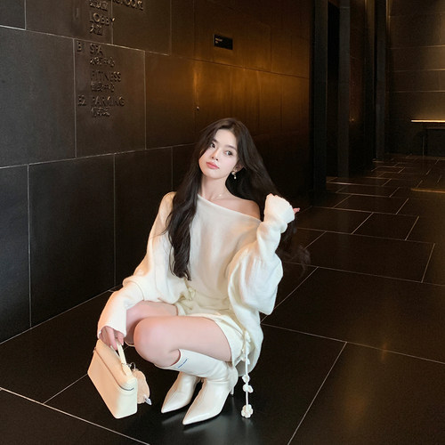 ByYou冬季新款亮片白色绣花毛呢短裤女设计感高腰显瘦a字三分热裤