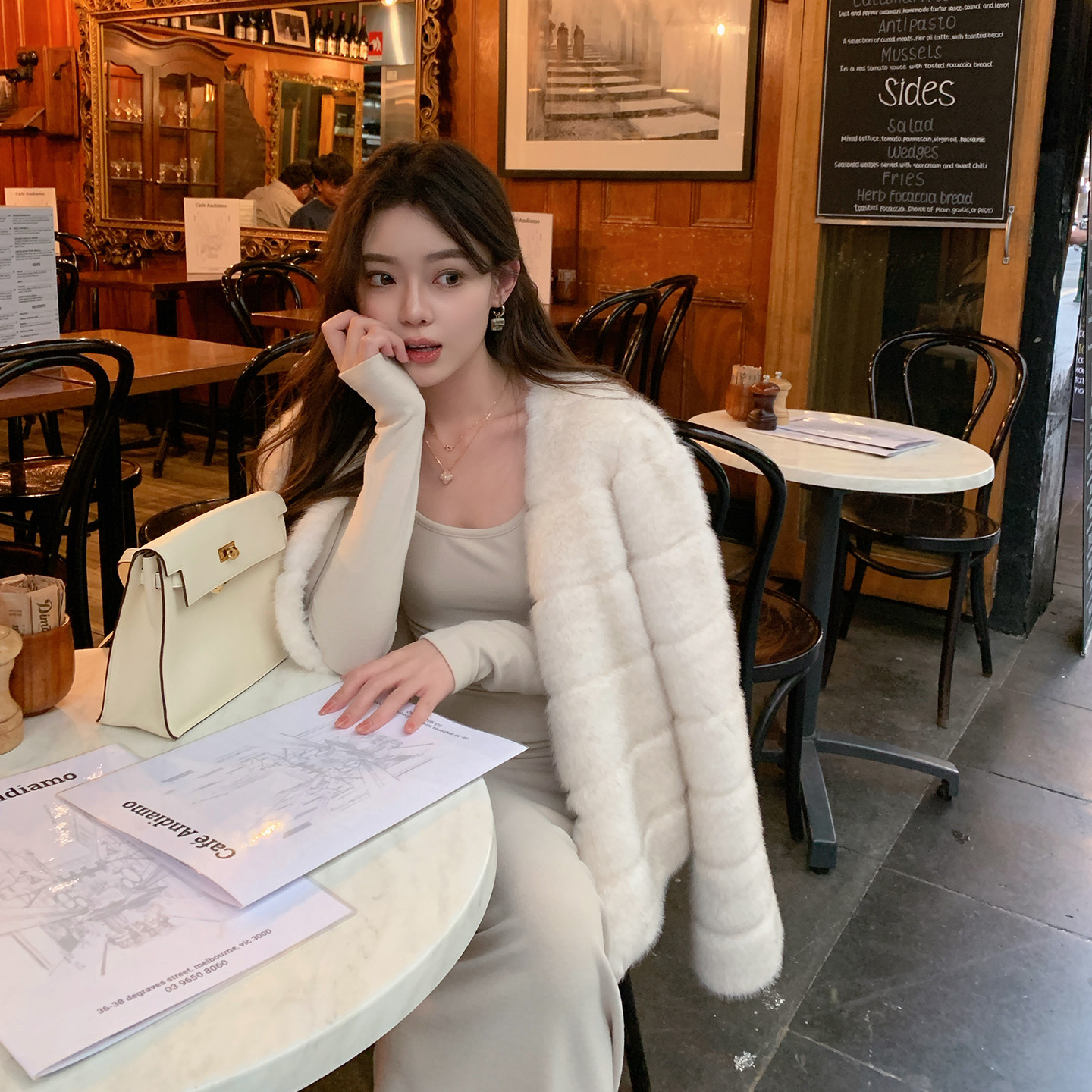 ByYou 冬季新款杏色兔毛环保皮草外套女短款皮毛一体加厚毛毛大衣