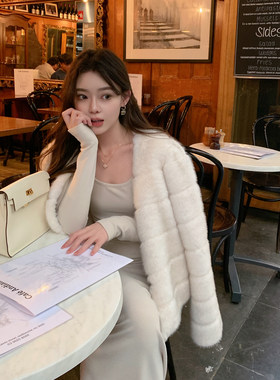 ByYou 冬季新款杏色兔毛环保皮草外套女短款皮毛一体加厚毛毛大衣