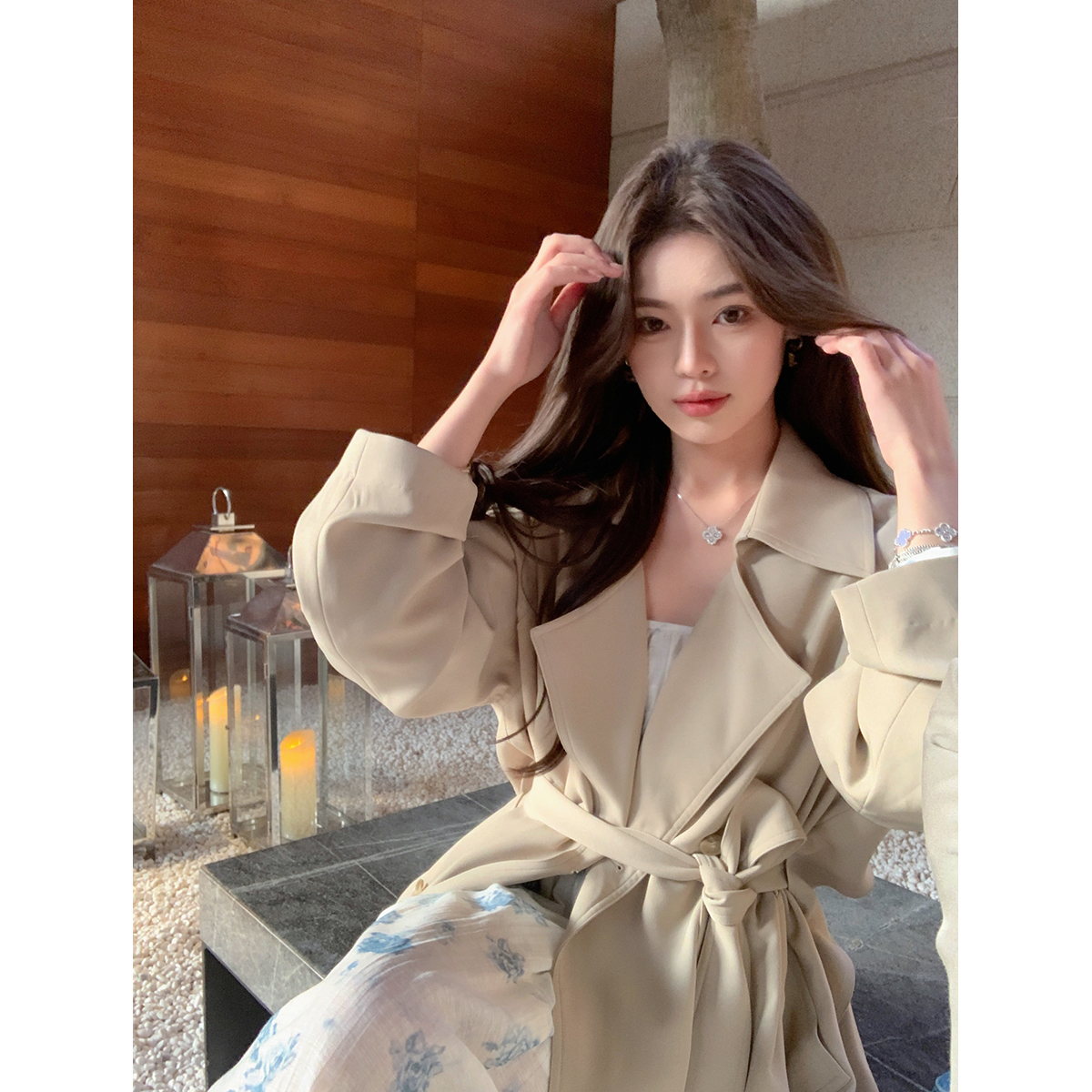 ByYou 2025新款英伦风垂坠感卡其色风衣外套女中长款落肩收腰大衣