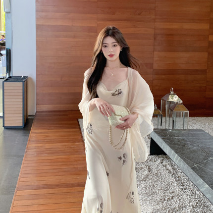 ByYou 早秋新款杏色天丝防晒开衫外套女中长款轻薄宽松披肩配裙子