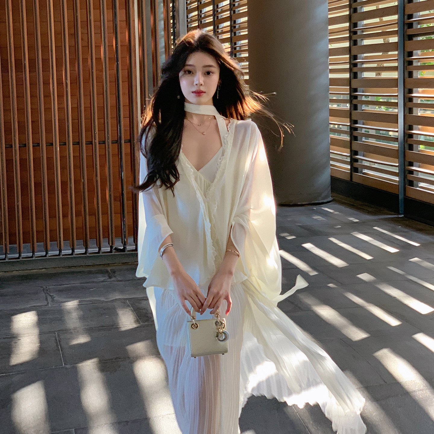 ByYou 春季新款白色蕾丝花边V领雪纺开衫外套女薄款长袖防晒罩衫