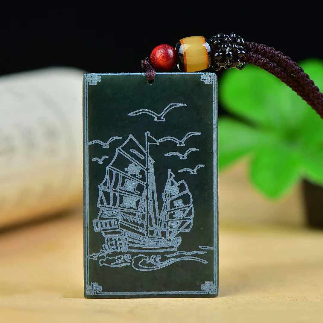 和田青玉一帆风顺吊坠 玉石玉佩转运护身男女项链挂件浅浮雕