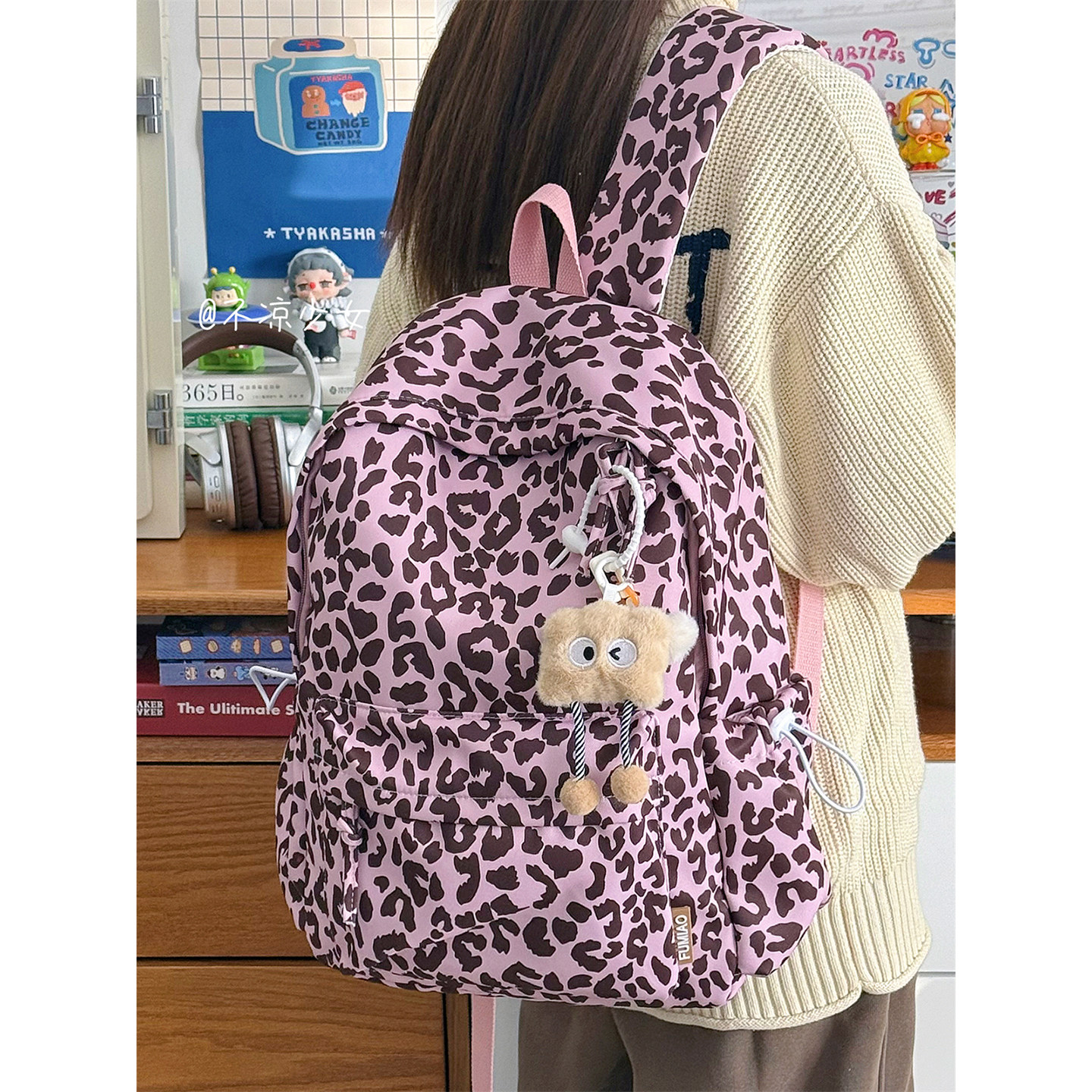 秋冬豹纹复古书包日系小众设计可爱少女大容量双肩包少女百搭背包