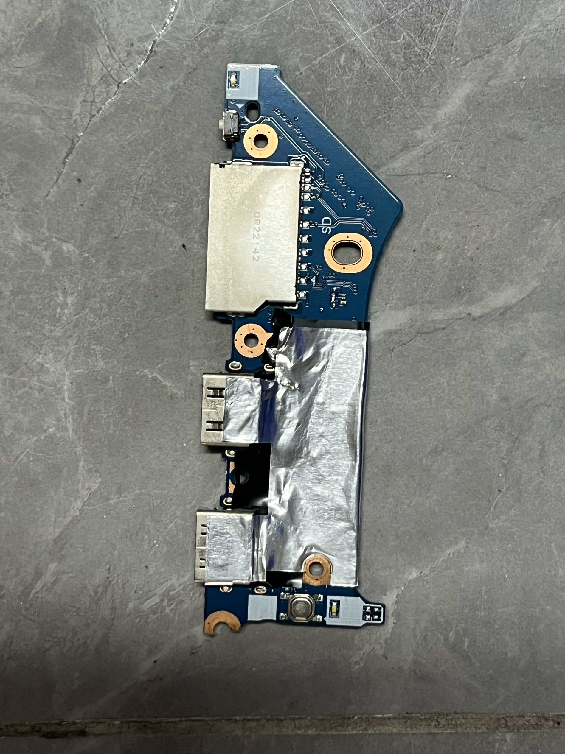 原装 联想 小新Pro 16ACH 16IHU 2021 音频板 开关板USB小板