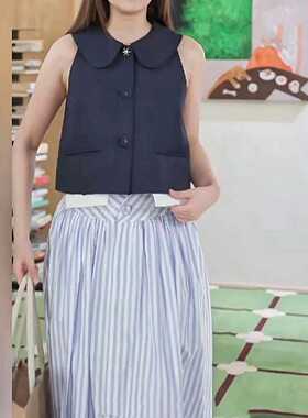 KO 高品质感肌理麻纺俏皮lady伊顿领插肩袖A摆短马甲 两色KIA