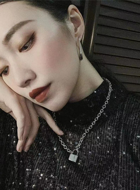项链欧美简约小红书锁头ins风