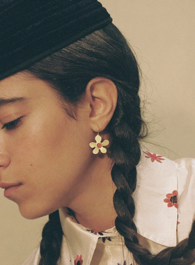 Ameistdio西班牙ApresSki耳环Nuit18k金红岩宝石复古小众花朵耳钉