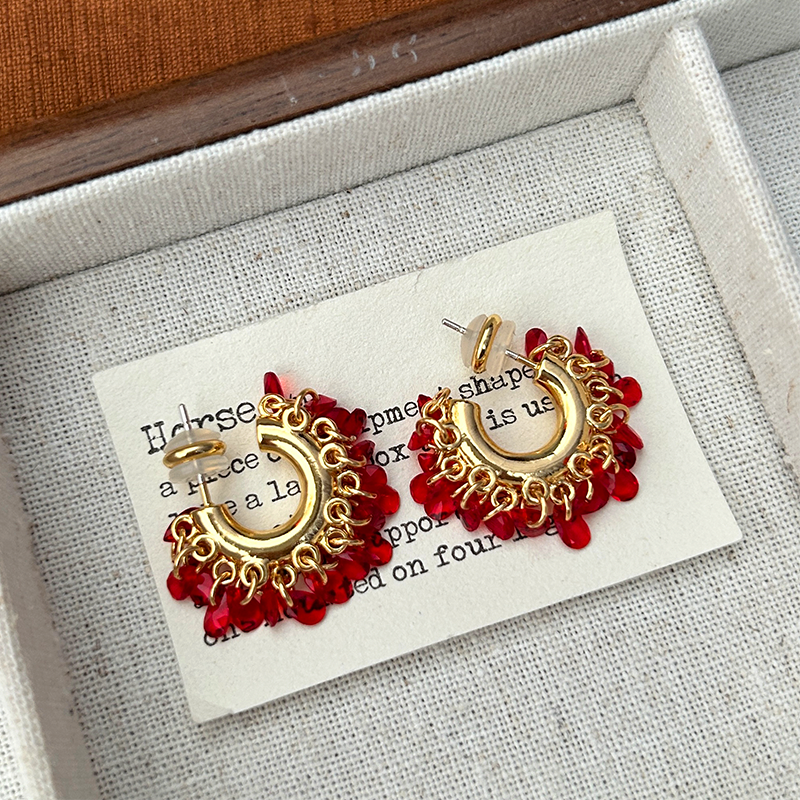 新年红色水钻流苏C圈耳环闪耀华丽时尚小众高级复古气质锆石耳钉,饰品/流行首饰/时尚饰品新,耳环,淘宝优惠券,粉丝福利购,淘宝优惠卷