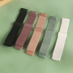 适用于fitbit charge5/6智能手表带磁吸扣 versa3/4平纹弹力表带