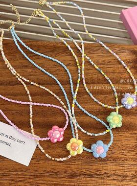 多巴胺穿搭新款可爱亚克力撞色花朵彩色串珠项链清新时尚锁骨链女