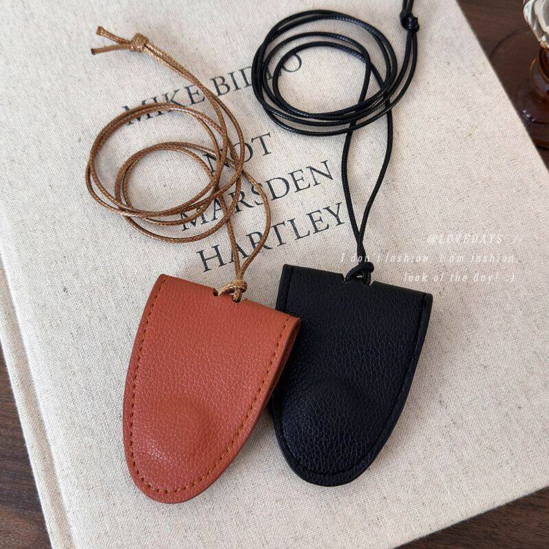 便携人造皮革长款帽夹丝巾夹口罩夹眼镜夹包包挂件挂脖项链配饰女