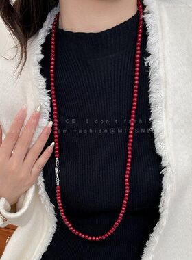 安可拉红色珍珠项链简约小众设计酒红串珠元宝扣长款毛衣链卫衣链
