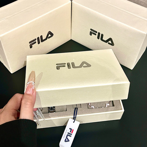 FILA斐乐手表女士轻奢小圆腕表新款马年送女友生日礼物高级感礼盒