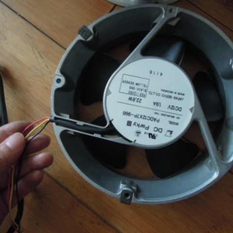议价SERVO风扇风机 PADC12X7P-966 DC12V 1.9A 22.8W 3线