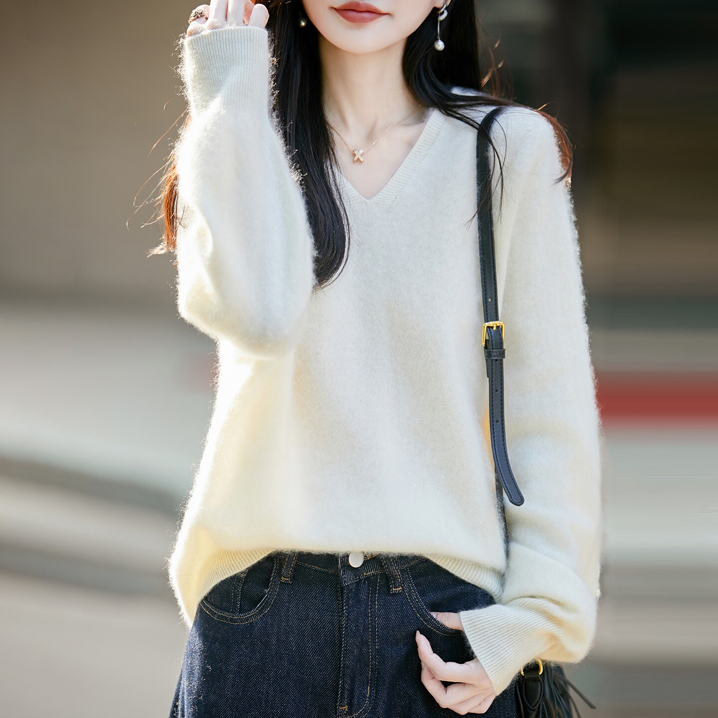 蚕丝羊毛羊绒混纺连帽针织衫女士拉绒工艺带帽毛衣一线成衣羊毛衫
