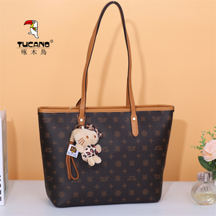 啄木鸟专柜正品女包2026新款pv真软皮大容量单肩包上班公文托特包
