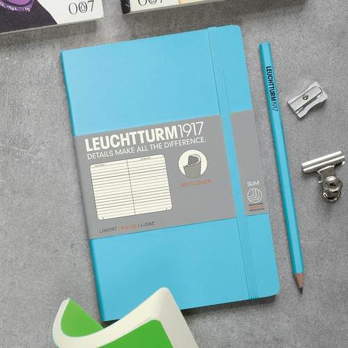 LEUCHTTURM1917德国灯塔经典系列B6+软封皮笔记本子平装点格横格