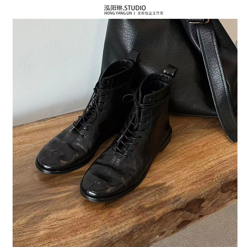 泓阳琳~黑色平底小短靴女马丁靴