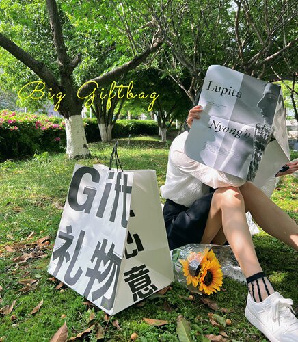 超大号宽底礼物牛皮纸袋高档手提袋个性创意节日情侣送礼拍照道具