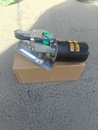 适用于雷丁D50D70比德文M6M7宝路达汉唐电动汽车雨刮电机雨刷电机