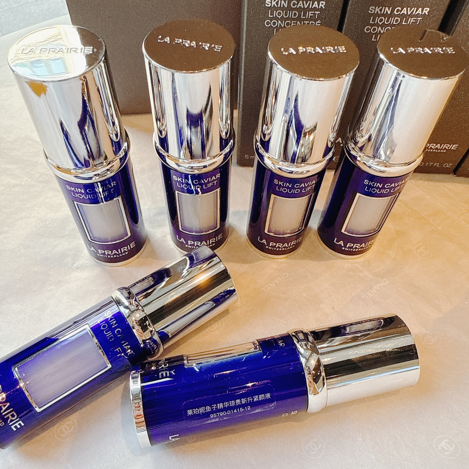 紧颜液鱼子酱精华莱珀妮紧致